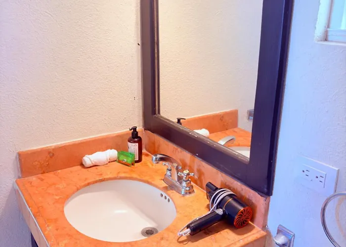 Condohotel Luciana Deluxe Queen Oceanview With Sofabed Playa del Carmen