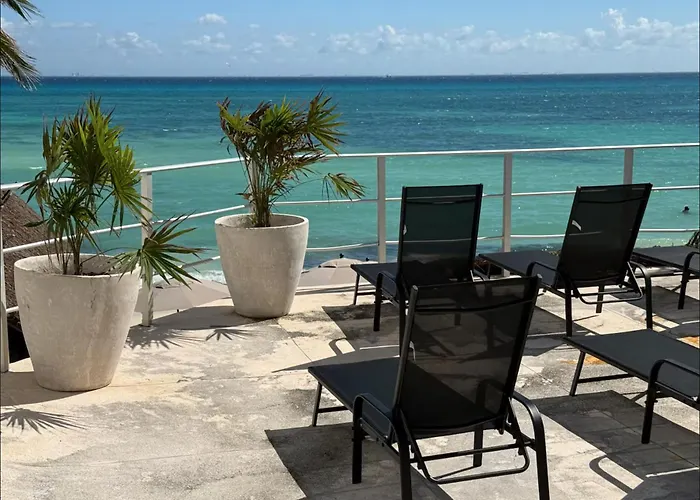 Condohotel Luciana Deluxe Queen Oceanview With Sofabed *