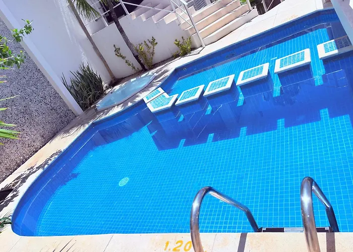 Condohotel Luciana Deluxe Queen Oceanview With Sofabed Aparthotel *