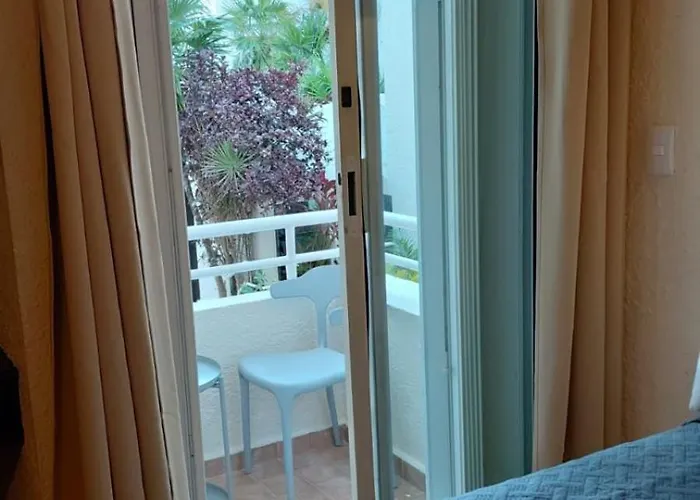 Condohotel Luciana Deluxe Queen Oceanview With Sofabed